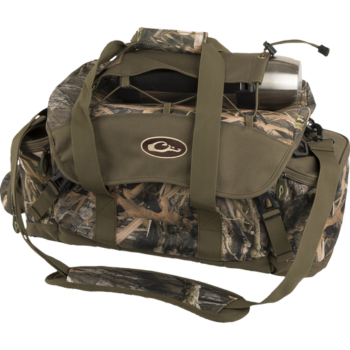 Floating Blind Bag 2.0 - Large: A camouflage bag with a water bottle, perfect for luggage and bags.