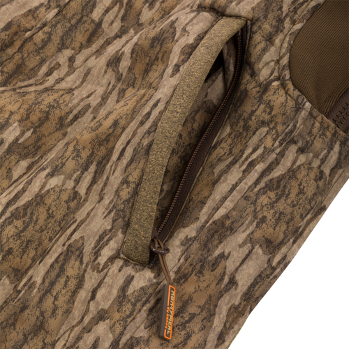 Close-up of a zipper on the Women’s Silencer Bib With Agion Active XL, showcasing its durable construction and sleek design for mid-season hunting.