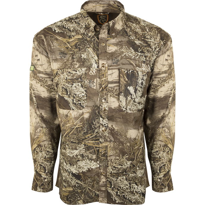 Mesh Back Flyweight™ Shirt L/S with Agion Active XL, featuring camouflage pattern, long sleeves, mesh back, and side panels for breathability, ideal for warm weather hunts.