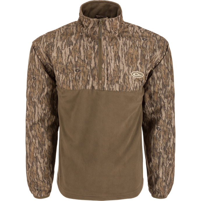 MST Quarter Zip Refuge Eqwader Jacket featuring a close-up of its advanced waterproof zipper and innovative breathable fabric design for enhanced hunting performance.