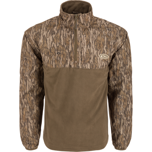 MST Quarter Zip Refuge Eqwader Jacket featuring a close-up of its advanced waterproof zipper and innovative breathable fabric design for enhanced hunting performance.