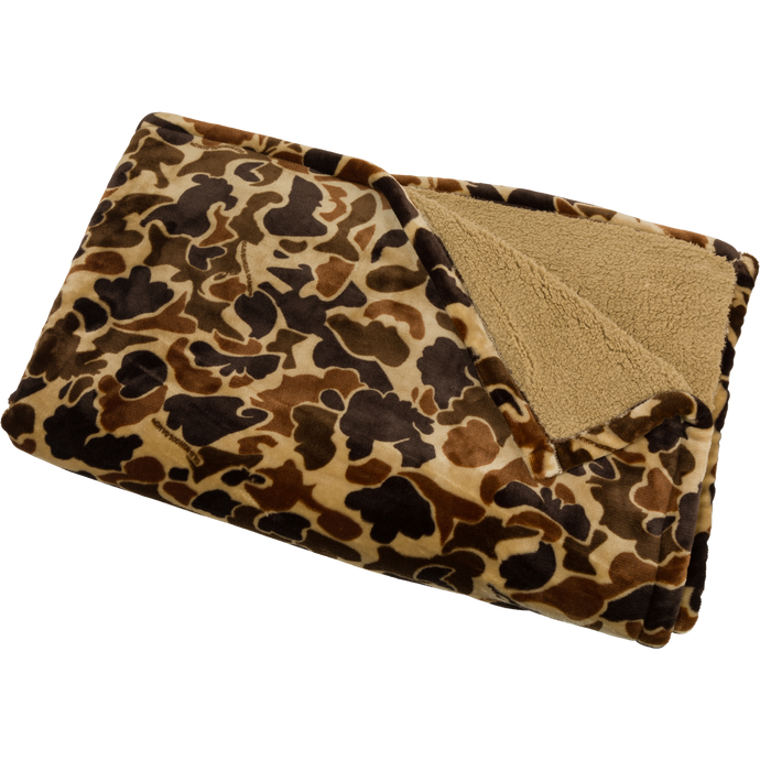 Old School Fleece Throw with a camouflage pattern, crafted from silky 100% polyester with Sherpa Fleece lining for warmth. Dimensions: 48x60 inches.