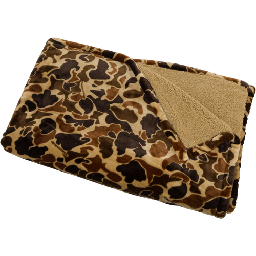 Old School Fleece Blanket with exclusive camouflage pattern, crafted from 100% polyester, lined with Sherpa fleece for warmth, measuring 60x84 inches.