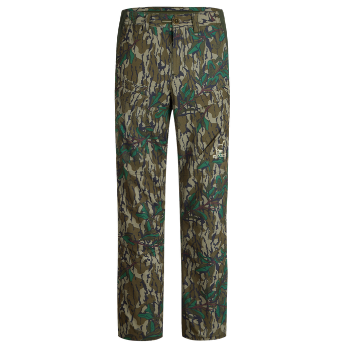 Turkey Pant with Spider Web Technology, showcasing camouflage pattern, breathable stretch fabric, reinforced knees, and water-resistant features, ideal for silent hunting and enhanced mobility.