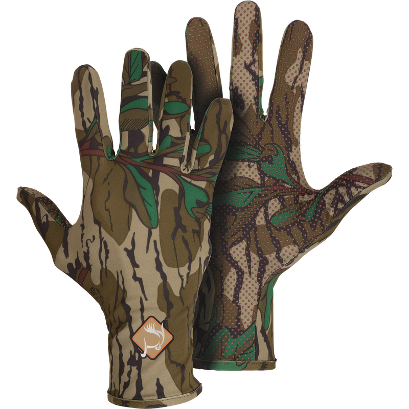 Performance Turkey Gloves with camouflage pattern, featuring silicone grip texture on the palm for secure hold; designed for comfort and dexterity with stretch knit material.