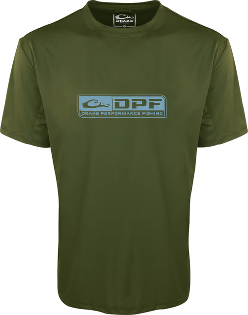 Shield 4 Arched Mesh Back Crew S/S, green shirt with blue-green logo, short sleeves, breathable mesh back, ideal for all-day fishing trips.